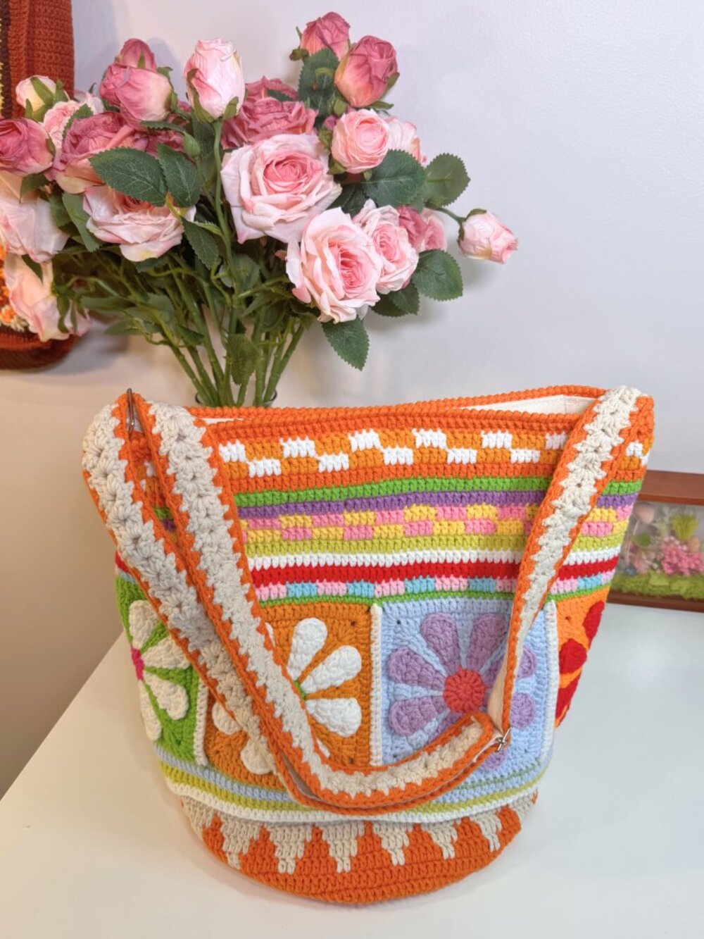 Handcrocheted Clementine Daisy Bag - Picture 5 of 5